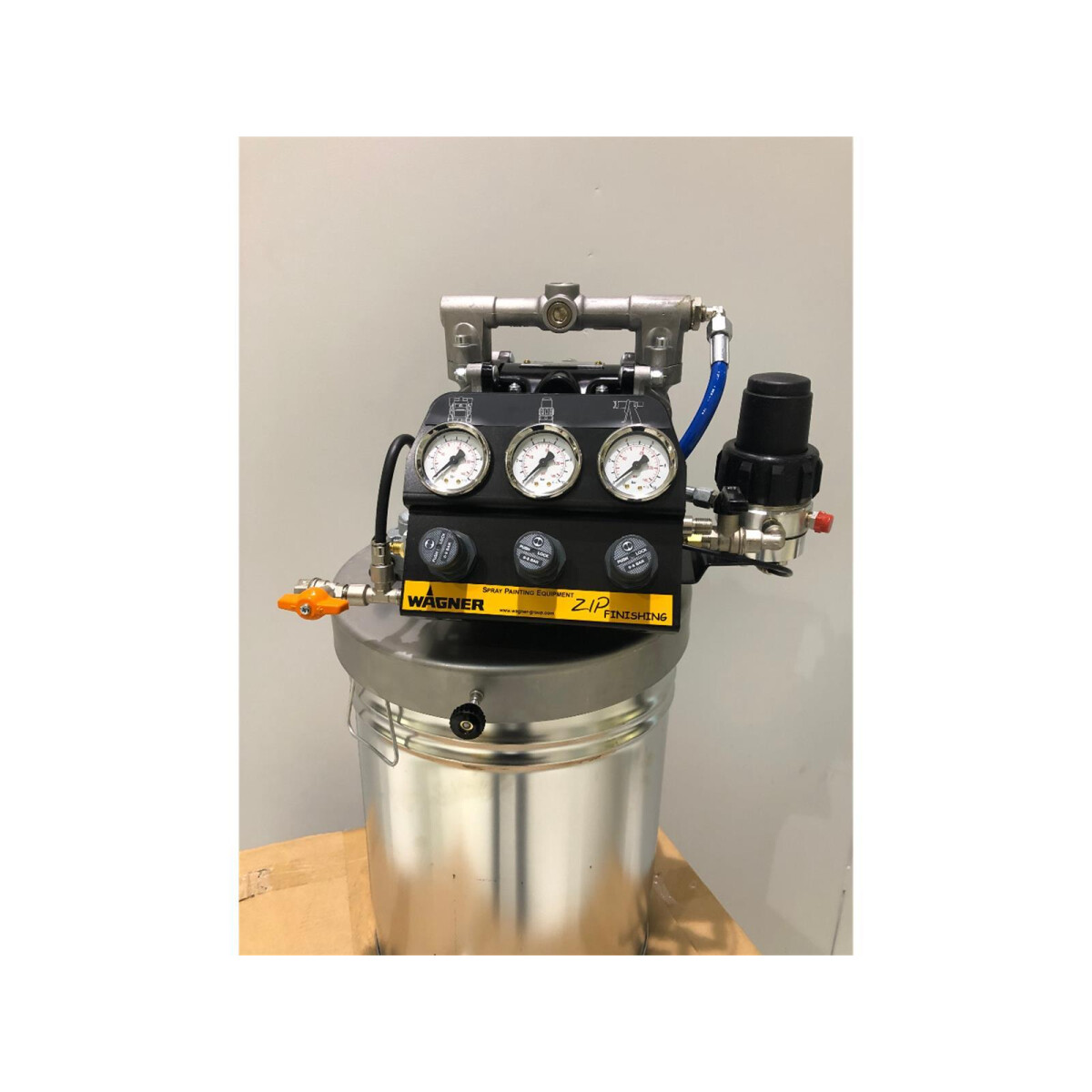 Wagner ZIP 52 Alu mit Druckluftrührwerk auf Deckel
